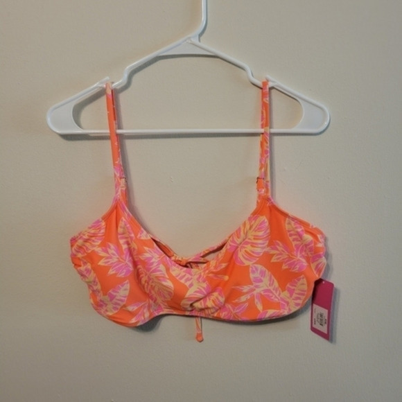 Women's Swimsuit‎ Top - Picture 1 of 3